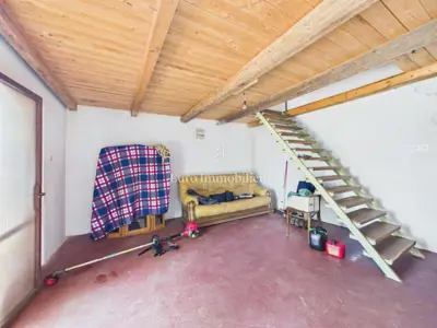 House 82 m², Prodol - quiet location and yard - 12