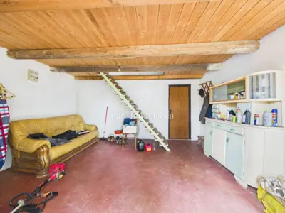 House 82 m², Prodol - quiet location and yard - 8