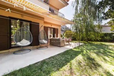 Haus 375 m², Rovinj - Meerblick und 3 Wohneinheiten