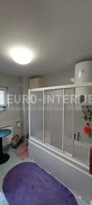House 381 m², Bizek - garage, balcony and orchard - 10