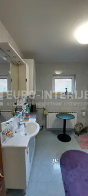 House 381 m², Bizek - garage, balcony and orchard - 9