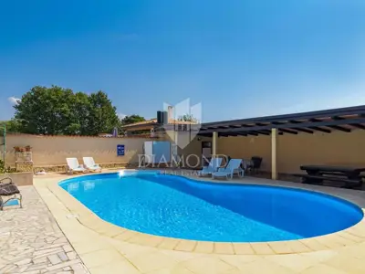 Haus zum Kauf in Poreč, 467 m² - 4