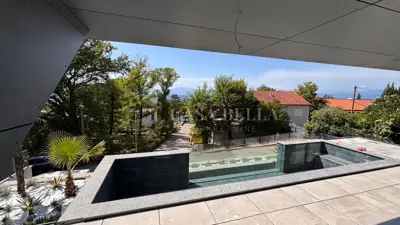 Vila 450 m², Njivice - prvi red do mora i bazen - 8