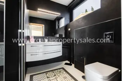 Vila 270 m², otok Korčula - prvi red do mora - 17