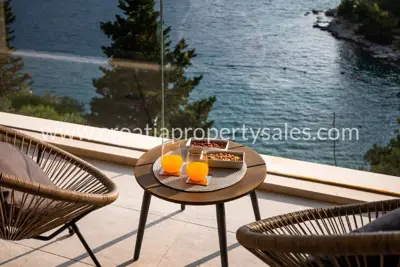 Vila 270 m², otok Korčula - prvi red do mora - 15