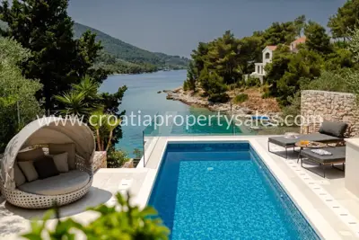 Vila 270 m², otok Korčula - prvi red do mora - 11