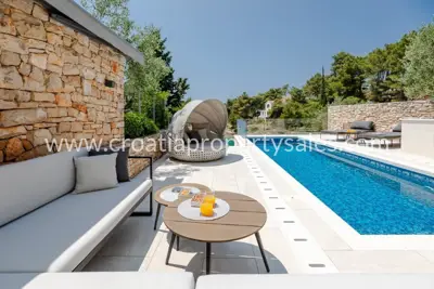 Vila 270 m², otok Korčula - prvi red do mora - 7