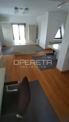 Office 459 m², Šalata - quiet location for work - 6