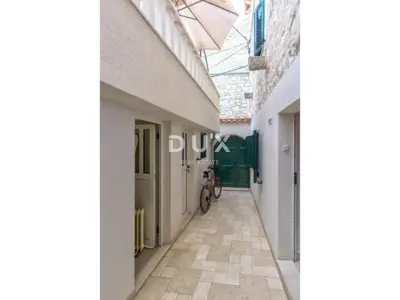 Stan 85 m², Primošten - stara gradska jezgra, krovna terasa - 16