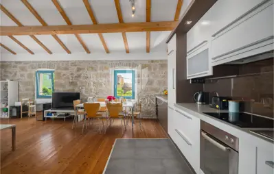 Haus 100 m², Buje - Pool und Jacuzzi - 9
