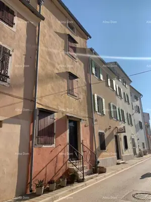 House for sale in Bale, 100 m²
