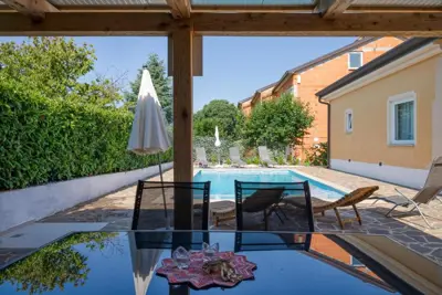 Haus 155 m², Poreč - Pool und etablierte touristische Vermietung - 21