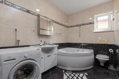 Haus 155 m², Poreč - Pool und etablierte touristische Vermietung - 17