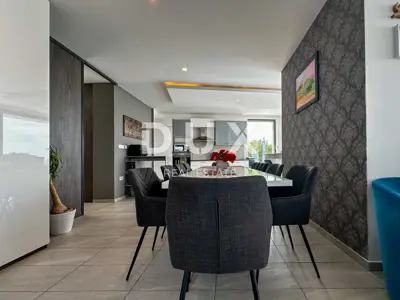 Villa 330 m², Kostrena - in Meeresnähe und Pool - 15
