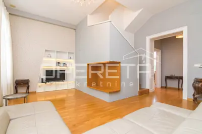 STAN, NAJAM, CENTAR, 102 m²