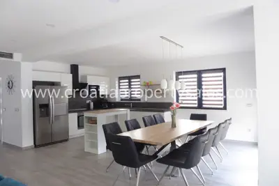 Vila u Rovanjskoj, Zadar - pogled na more i bazen - 4