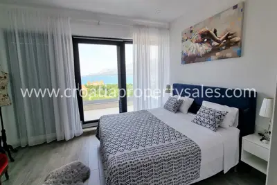 Vila u Rovanjskoj, Zadar - pogled na more i bazen - 10