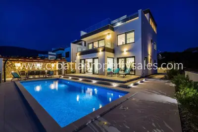 Vila u Rovanjskoj, Zadar - pogled na more i bazen - 11