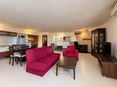Stan 89,6 m², Novigrad - 200 m od mora i plaže