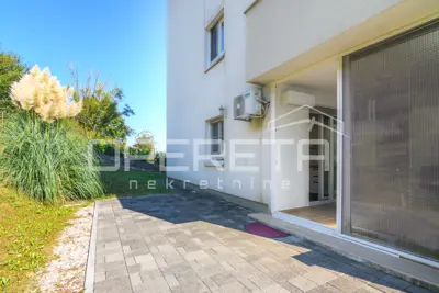 Apartment 115 m², Zabok center - 4 rooms, garage - 10
