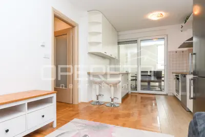 Apartment 115 m², Zabok center - 4 rooms, garage - 4