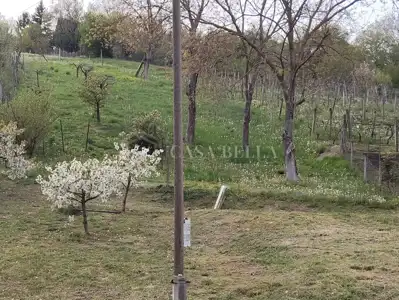 Građevinsko zemljište 1.000 m², Kašina - atraktivna lokacija