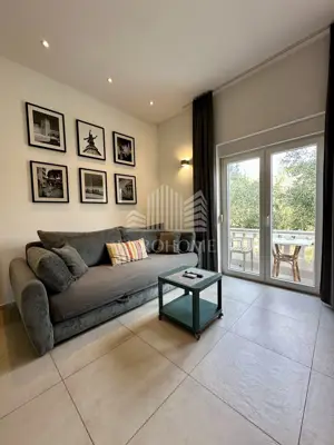 ARBANASI, 1-room apartment, near the beach, 50 m² - 2