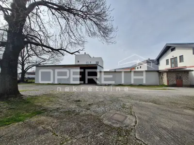 Gewerbeimmobilie zum Kauf in Šibice, 300 m² - 13