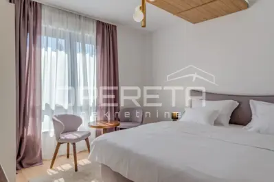 Vila 400 m², Baška Voda - blizu mora i otvoren pogled na more - 14