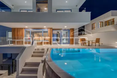 Vila 400 m², Baška Voda - blizu mora i otvoren pogled na more - 10