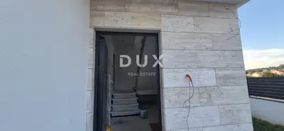 Bibinje, kuća s dva stana, bazen, 260 m², blizina mora - 19