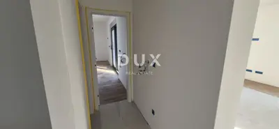 Bibinje, kuća s dva stana, bazen, 260 m², blizina mora - 15