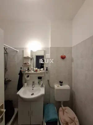 Apartment 42 m², Peroj - center, terrace with a view of greenery - 8