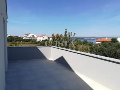 Kuća 135 m², Tkon na otoku Pašmanu, 3. red od mora - 12