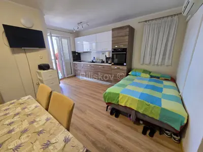 Wohnung 32 m², Okrug Gornji, Meerblick - 5