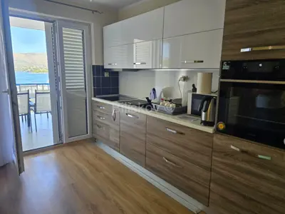 Apartment 32 m², Okrug Gornji, sea view - 3