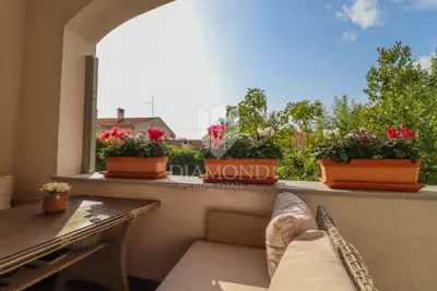 Rovinj, Haus mit Garten auf ruhiger Lage