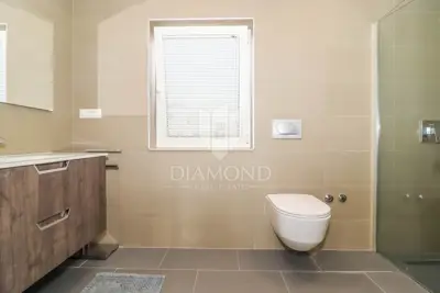 Rovinj, house with yard in a quiet location - 11