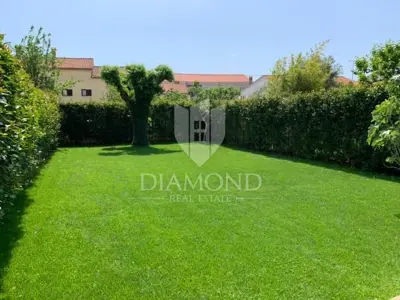 Rovinj, house with yard in a quiet location - 16
