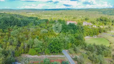 Building plot 1,618 m², Grožnjan - quiet location - 7