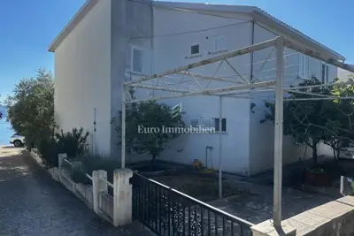Kuća na Pelješcu, uz plažu i mirna slijepa ulica - 12