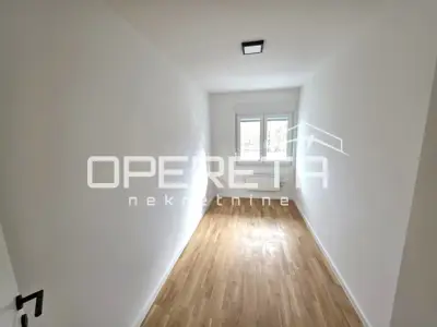 Apartment 56 m², Volovčica - 3 rooms, balcony and elevator - 3