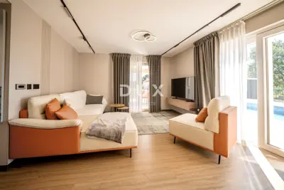Haus 150 m², Žminj - Pool und überdachte Terrasse - 6