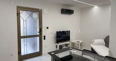 NOVI VINODOLSKI, 1 Zimmer + Wohnzimmer, 45 m², neu renovierte Wohnung - 5
