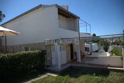 Okolica Trogira, samostojeća kuća u blizini mora, prodaja - 5