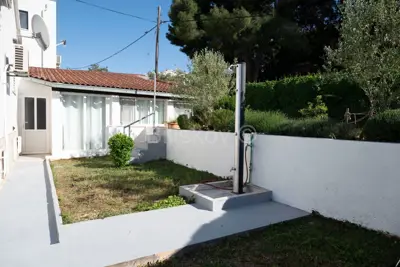 Okolica Trogira, samostojeća kuća u blizini mora, prodaja - 7