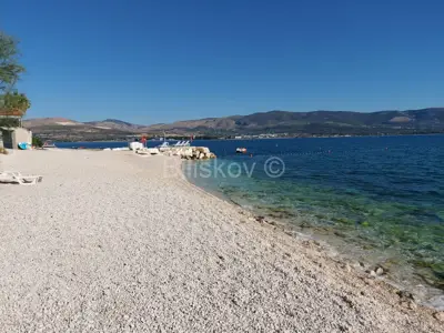 Okolica Trogira, samostojeća kuća u blizini mora, prodaja - 19