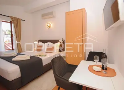 Garsonijera 14 m², Vis centar - namještena i novouređena - 4