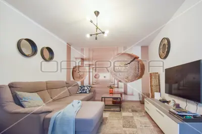 Novouređena kuća s 3 stana, Šibenik- centar - 5