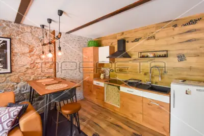 Novouređena kuća s 3 stana, Šibenik- centar - 7